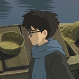 赤いシャムネコ