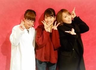 左より春奈るな、瀧川ありさ、藍井エイル