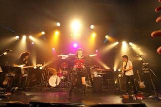 「鈴木このみ18歳!! 私がオバさんになっても」