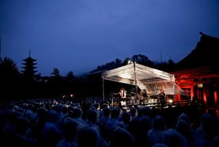 「第26回世界遺産劇場 嚴島神社」の様子。写真は坂本真綾