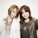 相川七瀬(右)と藍井エイル(左)