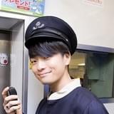 「暗殺教室」×西武鉄道“KORO-TRAIN”に殺せんせー役・福山潤が乗車し生アナウンス