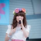 声優・内田彩のフリーライブに3000人のファンが集結 誕生日サプライズの特製ケーキに感激!