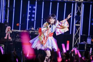 LiSAが12月に幕張メッセでワンマンライブを開催 全国ツアー追加公演を「ミニオンズ」が応援