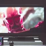 「進撃の巨人」「あの花」ほか、スマホに映る人気アニメとカラクリ装置が連動した映像作品完成
