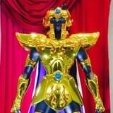 「聖闘士星矢」30周年企画展に黄金聖闘士の等身大立像全12体が集結!