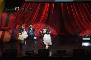 プレゼントのリュックを背負う楠田