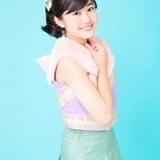 中学生アイドル・花谷麻妃の「くまみこ」主題歌、先行上映会で初ライブ披露決定