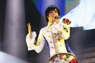 オープニング主題歌を担当する蒼井翔太