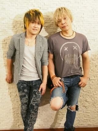 きただにひろし(左)、遠藤正明(右)