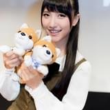 山崎エリイ、ラジオ番組の公開録音でソロデビュー曲「全部キミのせいだ」MV初披露