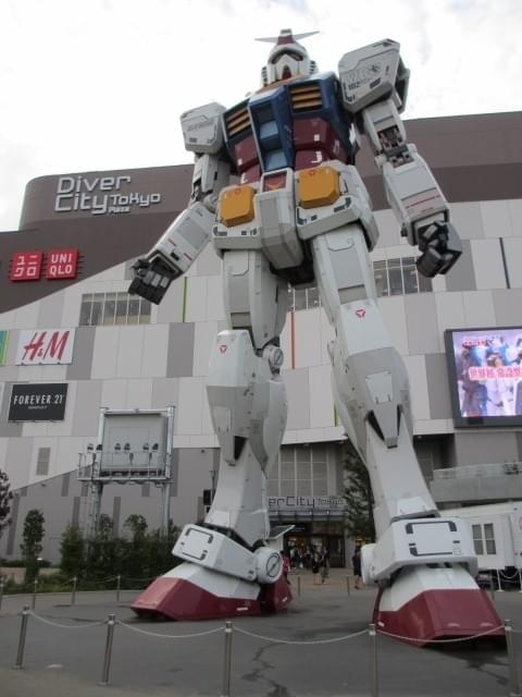 お台場の実物大ガンダム、17年3月5日で撤去 「ガンダムフロント東京