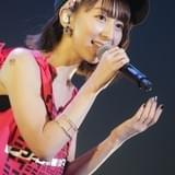 飯田里穂、2ndツアー追加公演でファンと一体「もっと中毒マシマシに!」