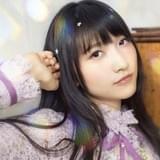 山崎エリイ、1stシングル「十代交響曲」のカップリング曲で作詞に初挑戦