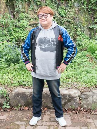 眉山山頂ステージを終えた水島精二監督