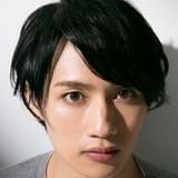 影山律役 松本岳