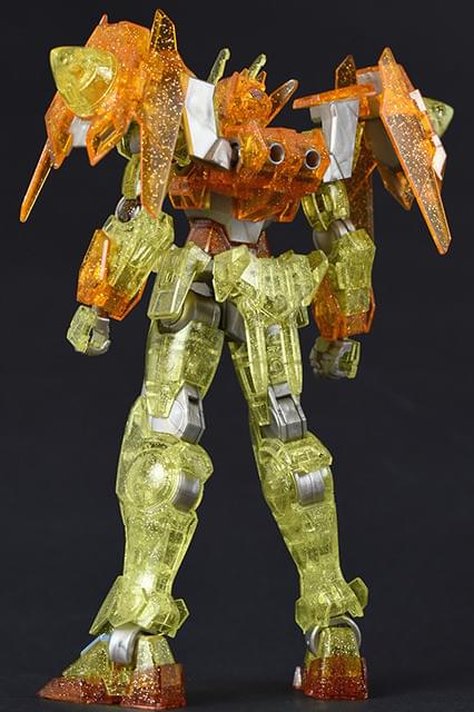 ラメ入りクリアパーツでスキャン時を完全再現 BDボックス限定