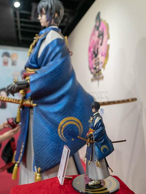 刀剣乱舞」1分の1スケール 三日月宗近 等身大フィギュアの進化