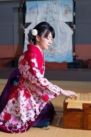 「永世乙女の戦い方」の撮影。カメラマン:飯本貴子