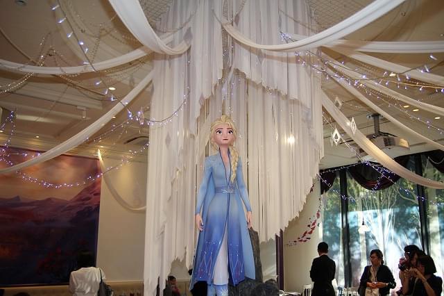 アナと雪の女王2」スペシャルカフェに潜入 オラフ＆サラマンダーを