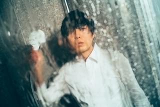 高層ホテルで撮影の先行カット公開