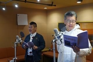 アフレコに臨む藤村忠寿（左）と嬉野雅道