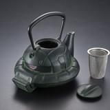 「ガンダム」ザクの頭部をモチーフにした「鉄瓶ZAKU(GREEN)」6月発売