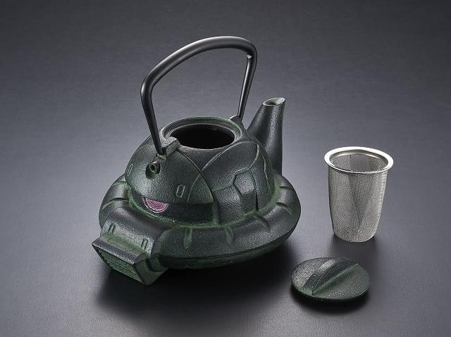 ガンダム」ザクの頭部をモチーフにした「鉄瓶ZAKU(GREEN)」6月発売 ガンダム」ザクの頭部をモチーフにした「鉄瓶ZAKU(GREEN)」6月発売
