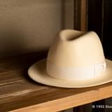 中折れハットを忠実に再現