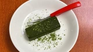 「阪口くんと釘宮さんのブックトラベラー」コラム第2回 釘宮さんの地元では給食に太平燕！ 阪口くんの中学時代は空から人が!?