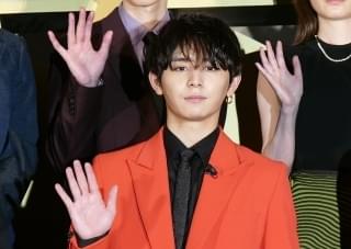 舞台挨拶に立った山田涼介