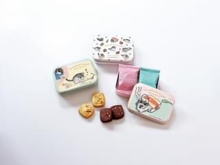 「キュルガサブレ缶」ピンク、グリーン、ホワイト／各1100円（税込）