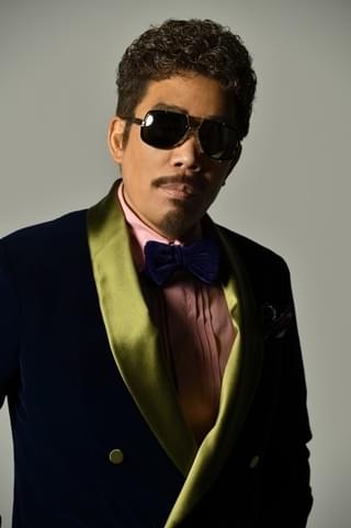 オープニングテーマはやっぱりこの方!