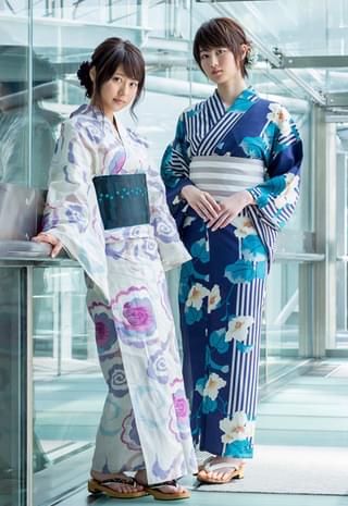 声優を務めた高月彩良（右）と有村架純