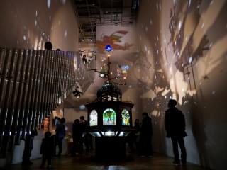 「音と光に包まれる ジブリの幻燈楼」