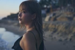 写真集の先行カット（撮影：神藤剛）