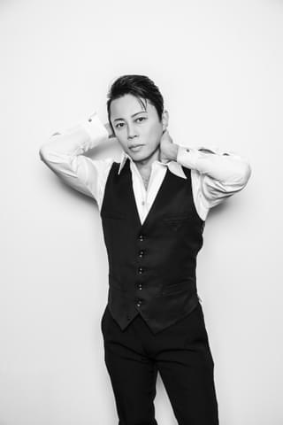 西川貴教は「SEEDシリーズ」のこれまでのオープニングテーマを担当してきた