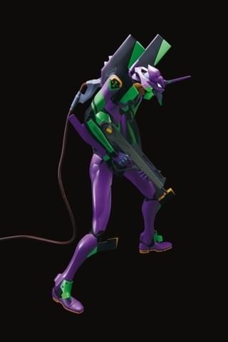 エヴァ初号機と同スケールのプログレッシブナイフ、パレットライフルなどのハンドウエポン4種が付属