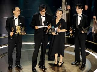 スピーチする山崎貴監督ら