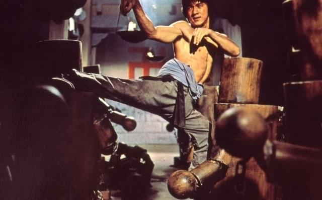 石丸博也が追加収録したジャッキー・チェン“吹き替え完全版”全7作、4月
