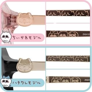 フロント横にはサングラスをかけたキャラクターの立体パーツがデザインされている