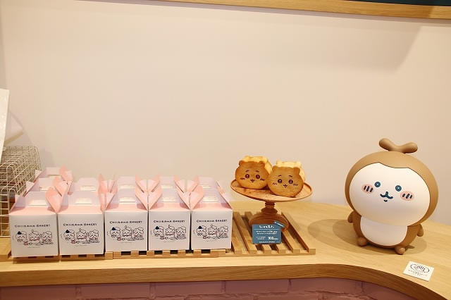 ちいかわベーカリー」明日グランドオープン 内装もパンも完成度高く