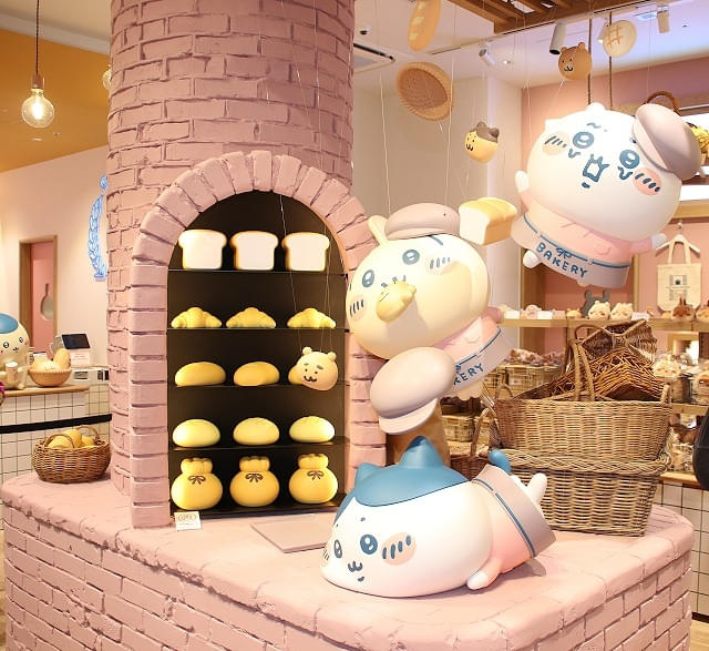 ちいかわベーカリー」行ったら今年も仕事を忘れた 見て楽しい、食べて