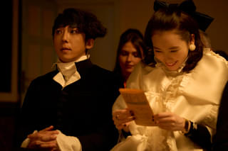 高橋一生×飯豊まりえ、抜群のコンビネーション 実写映画「岸辺露伴は動かない 懺悔室」ベネチアでの場面写真