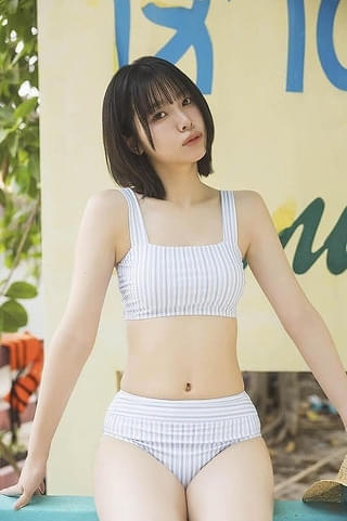 Liyuu 2nd写真集「ヒトミ」先行カット（※画像はイメージ）