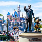 ディズニー、中東初の新テーマパークをアブダビに建設へ