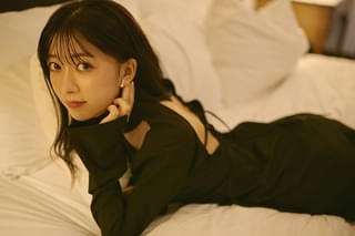 「【オールアザー版】鈴原希実 1st写真集 届け」掲載カット