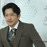 知性と静かな色気…津田健次郎が謎多き数学者を演じる「キャンドルスティック」本編映像を披露