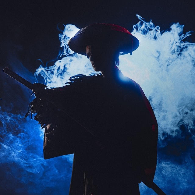 7~9月期の新エンディングテーマ「闇にご用心」ジャケットビジュアル