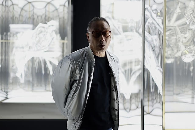 タイトルロゴデザイン：空⼭基